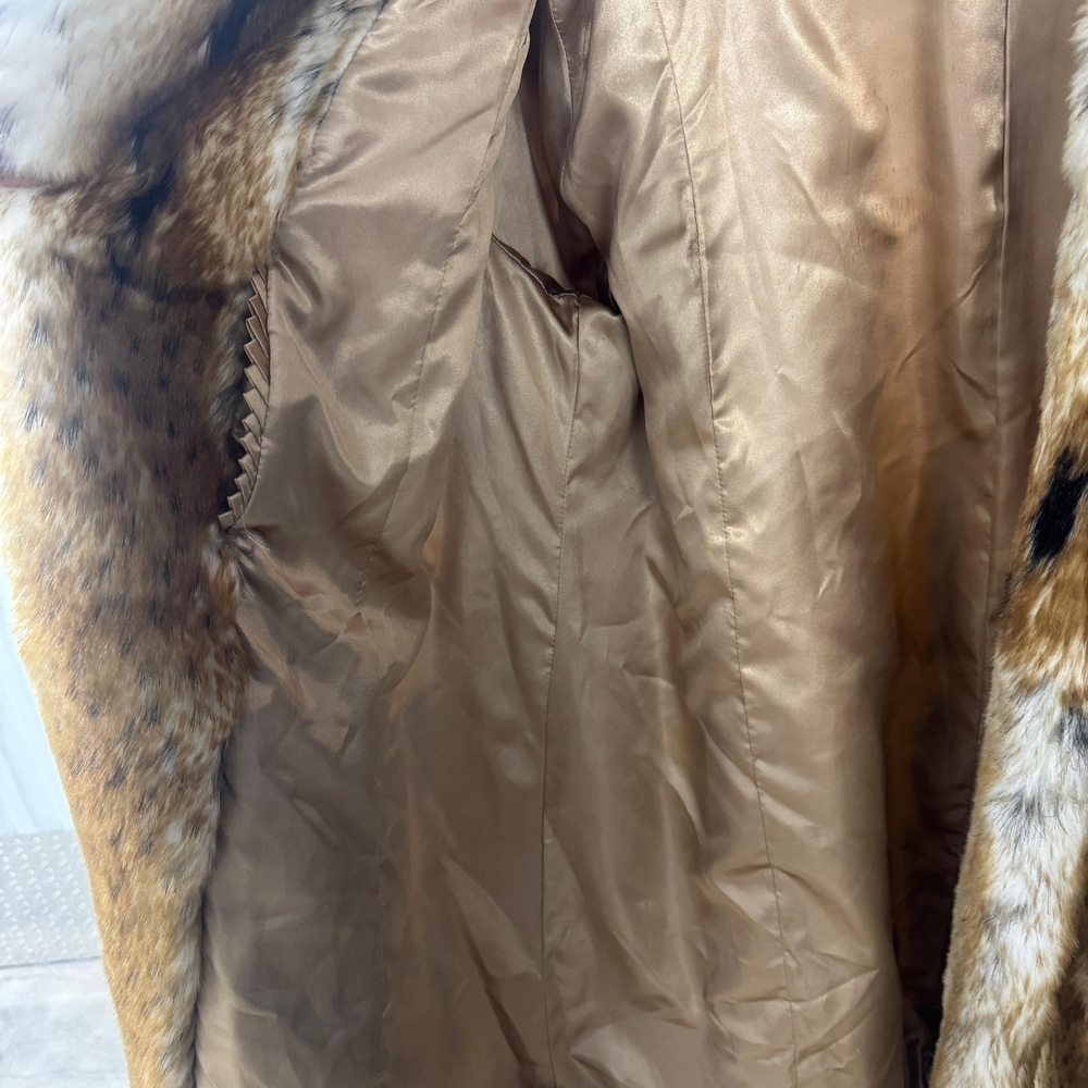 Pamela McCoy Faux Lynx Bobcat Fur Coat, Elegant Faux Fur Coat Vegan Sz Large - Picture 11 of 17